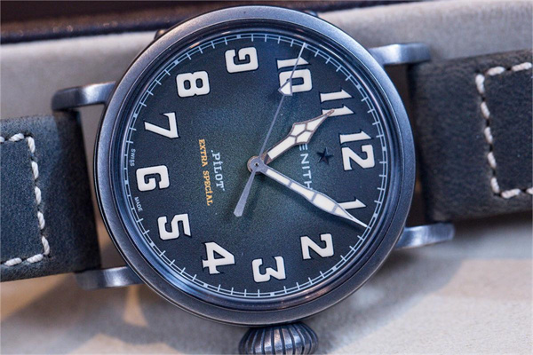 真力时手表表带太紧处理技巧详解(图) 真力时手表表带太紧处理技巧详解(图)